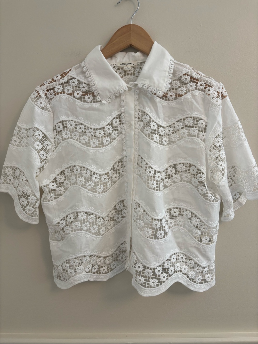 Ultra Pink White Lace Button-Front Top